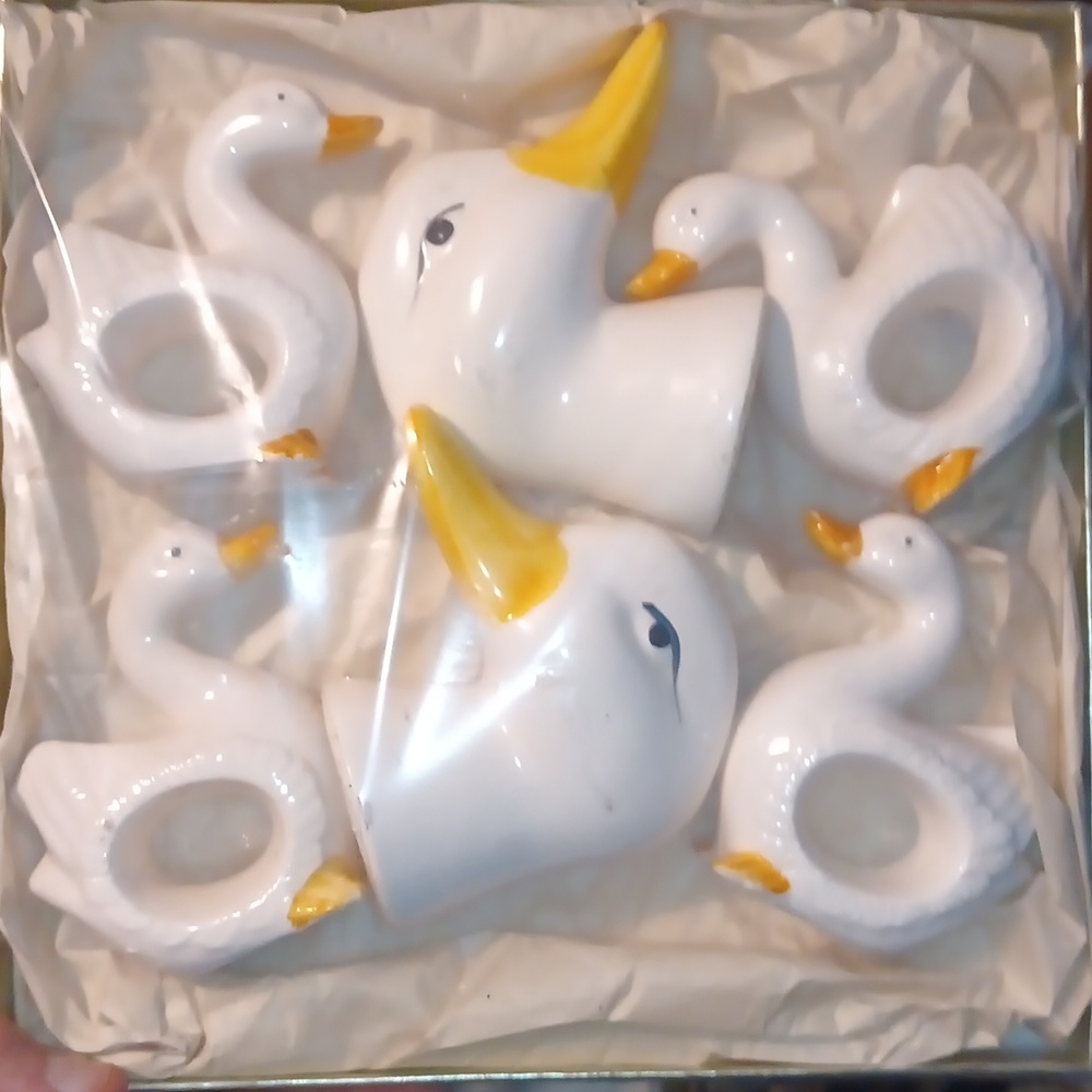 Duck napkin holders